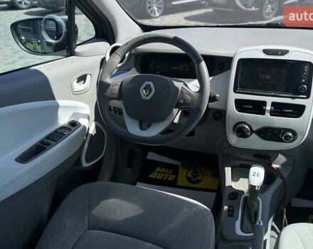 Черный Рено Зое, объемом двигателя 0 л и пробегом 113 тыс. км за 6800 $, фото 18 на Automoto.ua