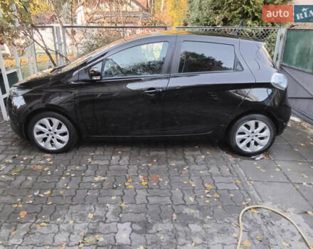 Черный Рено Зое, объемом двигателя 0 л и пробегом 97 тыс. км за 6500 $, фото 3 на Automoto.ua