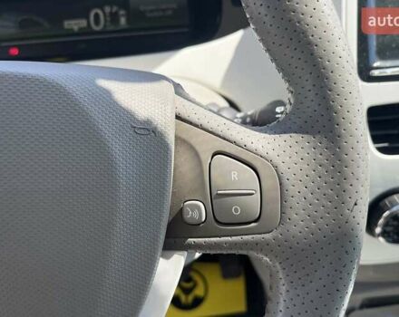 Чорний Рено Зое, об'ємом двигуна 0 л та пробігом 113 тис. км за 6990 $, фото 14 на Automoto.ua