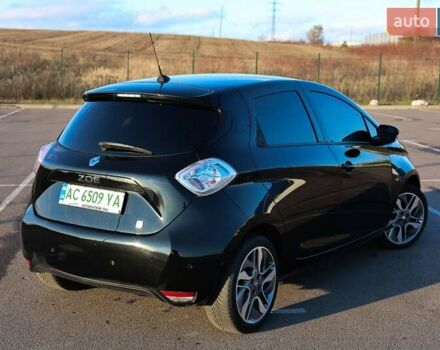 Черный Рено Зое, объемом двигателя 0 л и пробегом 110 тыс. км за 6800 $, фото 8 на Automoto.ua