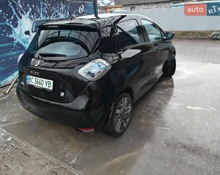 Черный Рено Зое, объемом двигателя 0 л и пробегом 86 тыс. км за 7100 $, фото 3 на Automoto.ua