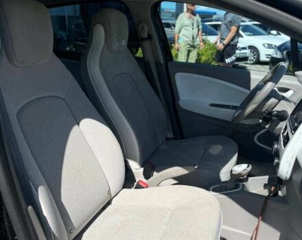 Черный Рено Зое, объемом двигателя 0 л и пробегом 113 тыс. км за 6800 $, фото 22 на Automoto.ua