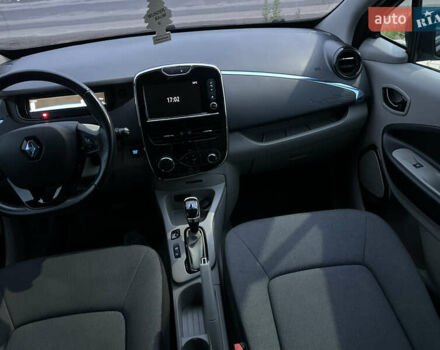 Чорний Рено Зое, об'ємом двигуна 0 л та пробігом 82 тис. км за 6400 $, фото 36 на Automoto.ua