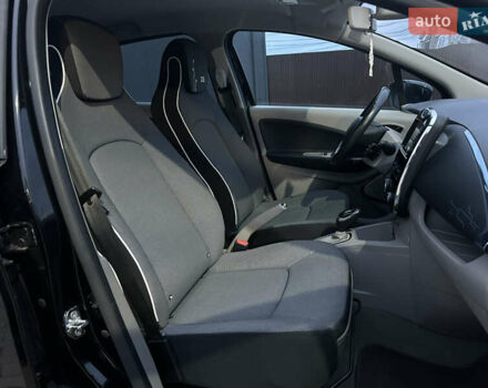 Чорний Рено Зое, об'ємом двигуна 0 л та пробігом 82 тис. км за 6400 $, фото 40 на Automoto.ua