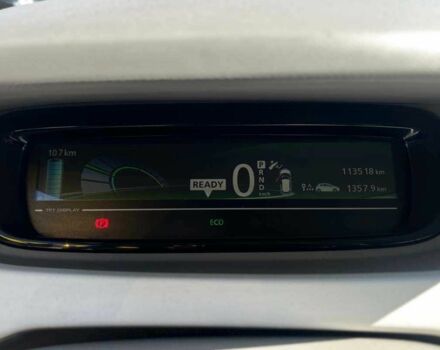 Черный Рено Зое, объемом двигателя 0 л и пробегом 113 тыс. км за 6800 $, фото 11 на Automoto.ua