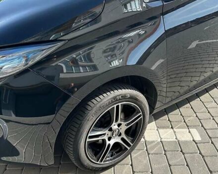 Черный Рено Зое, объемом двигателя 0 л и пробегом 78 тыс. км за 6500 $, фото 3 на Automoto.ua