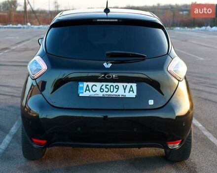 Черный Рено Зое, объемом двигателя 0 л и пробегом 110 тыс. км за 6800 $, фото 12 на Automoto.ua