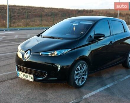 Черный Рено Зое, объемом двигателя 0 л и пробегом 110 тыс. км за 6800 $, фото 1 на Automoto.ua