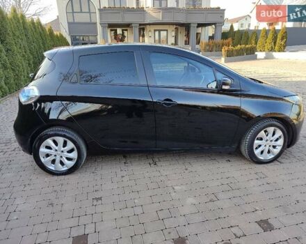 Черный Рено Зое, объемом двигателя 0 л и пробегом 113 тыс. км за 6900 $, фото 3 на Automoto.ua