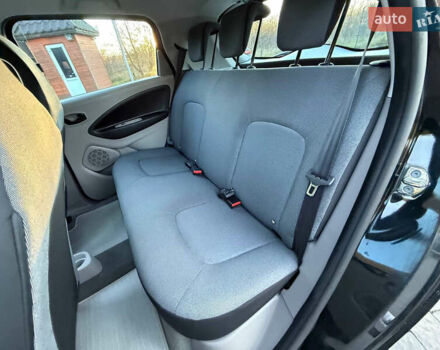 Чорний Рено Зое, об'ємом двигуна 0 л та пробігом 78 тис. км за 6999 $, фото 39 на Automoto.ua