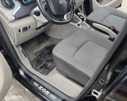 Чорний Рено Зое, об'ємом двигуна 0 л та пробігом 135 тис. км за 5950 $, фото 12 на Automoto.ua