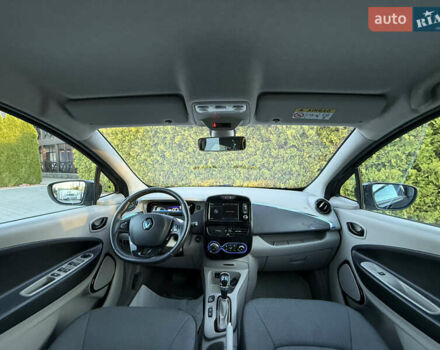 Рено Зое 2014 в Стрые на Automoto.ua Черный Рено Зое, объемом двигателя 0 л и пробегом 78 тыс. км за 6999 $, фото 4 на Automoto.ua