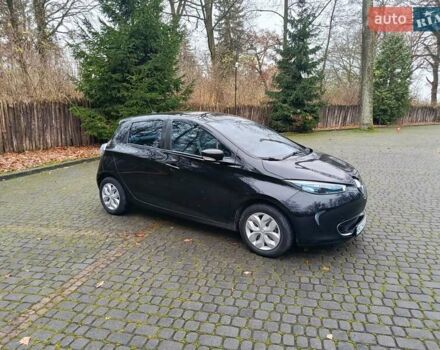 Черный Рено Зое, объемом двигателя 0 л и пробегом 96 тыс. км за 6500 $, фото 22 на Automoto.ua