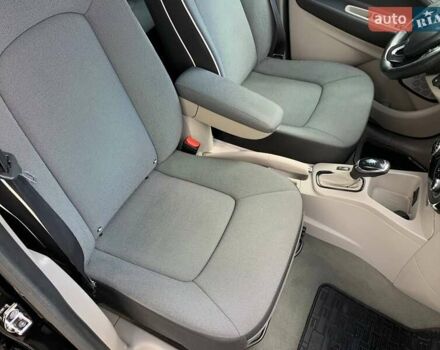 Рено Зое 2014 в Тернополе на Automoto.ua Черный Рено Зое, объемом двигателя 0 л и пробегом 130 тыс. км за 6400 $, фото 22 на Automoto.ua