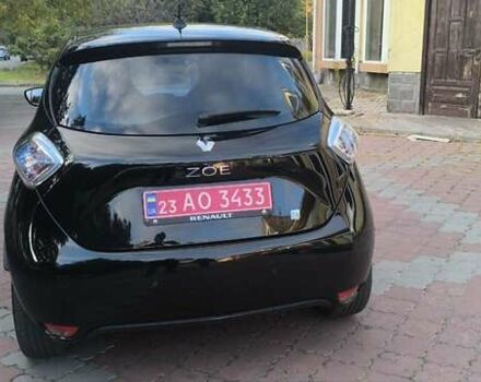 Черный Рено Зое, объемом двигателя 0 л и пробегом 64 тыс. км за 7350 $, фото 11 на Automoto.ua