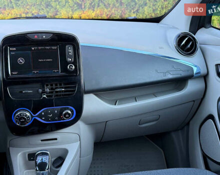 Чорний Рено Зое, об'ємом двигуна 0 л та пробігом 78 тис. км за 6999 $, фото 34 на Automoto.ua