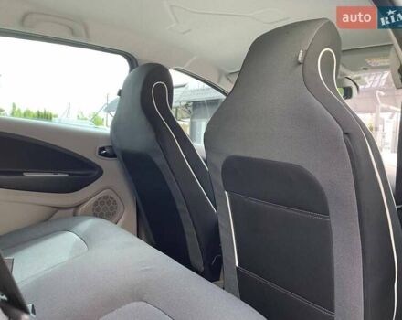 Рено Зое 2014 в Тернополе на Automoto.ua Черный Рено Зое, объемом двигателя 0 л и пробегом 130 тыс. км за 6400 $, фото 19 на Automoto.ua