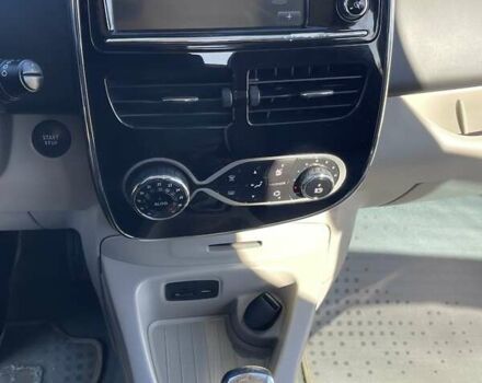 Рено Зое 2014 в Ровно на Automoto.ua Черный Рено Зое, объемом двигателя 0 л и пробегом 75 тыс. км за 6500 $, фото 13 на Automoto.ua