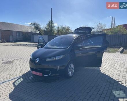 Рено Зое 2014 в Ровно на Automoto.ua Черный Рено Зое, объемом двигателя 0 л и пробегом 75 тыс. км за 6500 $, фото 3 на Automoto.ua