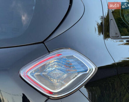 Чорний Рено Зое, об'ємом двигуна 0 л та пробігом 78 тис. км за 6999 $, фото 25 на Automoto.ua