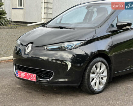 Черный Рено Зое, объемом двигателя 0 л и пробегом 55 тыс. км за 6700 $, фото 13 на Automoto.ua