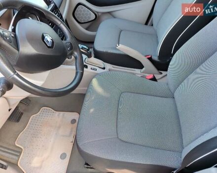 Черный Рено Зое, объемом двигателя 0 л и пробегом 113 тыс. км за 6900 $, фото 9 на Automoto.ua