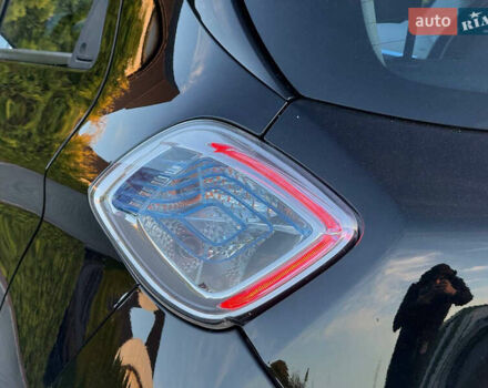 Чорний Рено Зое, об'ємом двигуна 0 л та пробігом 78 тис. км за 6999 $, фото 21 на Automoto.ua