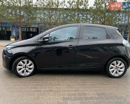 Черный Рено Зое, объемом двигателя 0 л и пробегом 103 тыс. км за 5800 $, фото 4 на Automoto.ua