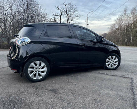 Черный Рено Зое, объемом двигателя 0 л и пробегом 90 тыс. км за 7700 $, фото 8 на Automoto.ua