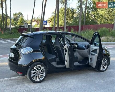 Чорний Рено Зое, об'ємом двигуна 0 л та пробігом 146 тис. км за 6800 $, фото 20 на Automoto.ua