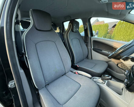 Рено Зое 2014 в Стрые на Automoto.ua Черный Рено Зое, объемом двигателя 0 л и пробегом 78 тыс. км за 6999 $, фото 27 на Automoto.ua