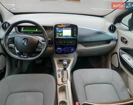 Черный Рено Зое, объемом двигателя 0 л и пробегом 103 тыс. км за 5800 $, фото 27 на Automoto.ua