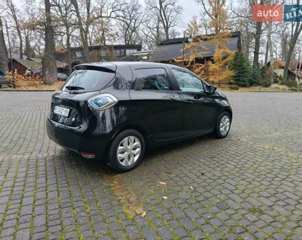 Черный Рено Зое, объемом двигателя 0 л и пробегом 96 тыс. км за 6500 $, фото 16 на Automoto.ua