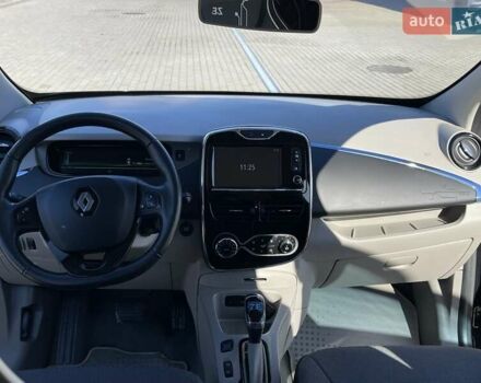 Рено Зое 2014 в Ровно на Automoto.ua Черный Рено Зое, объемом двигателя 0 л и пробегом 75 тыс. км за 6500 $, фото 12 на Automoto.ua