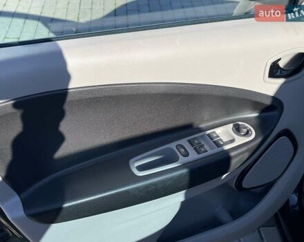 Рено Зое 2014 в Ровно на Automoto.ua Черный Рено Зое, объемом двигателя 0 л и пробегом 75 тыс. км за 6500 $, фото 16 на Automoto.ua