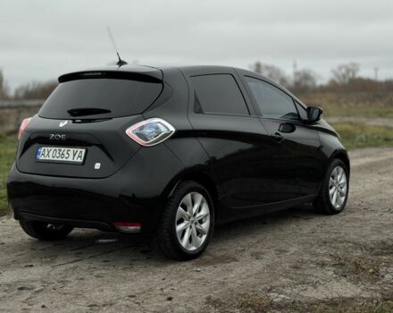 Черный Рено Зое, объемом двигателя 0 л и пробегом 140 тыс. км за 7700 $, фото 4 на Automoto.ua