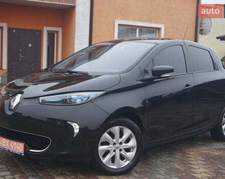 Черный Рено Зое, объемом двигателя 0 л и пробегом 156 тыс. км за 6555 $, фото 1 на Automoto.ua