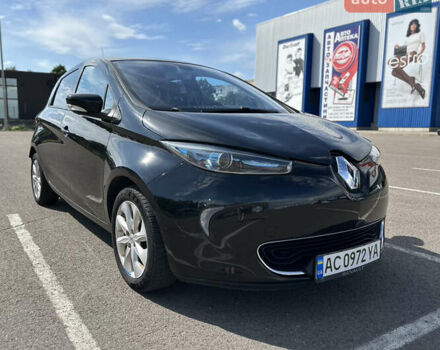 Черный Рено Зое, объемом двигателя 0 л и пробегом 120 тыс. км за 7500 $, фото 1 на Automoto.ua