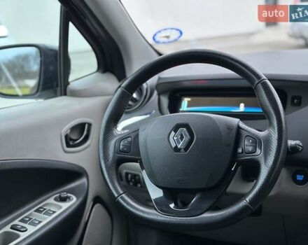 Черный Рено Зое, объемом двигателя 0 л и пробегом 103 тыс. км за 6199 $, фото 21 на Automoto.ua