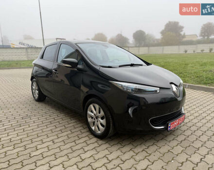 Черный Рено Зое, объемом двигателя 0 л и пробегом 89 тыс. км за 6500 $, фото 2 на Automoto.ua