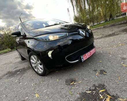 Черный Рено Зое, объемом двигателя 0 л и пробегом 153 тыс. км за 6500 $, фото 1 на Automoto.ua
