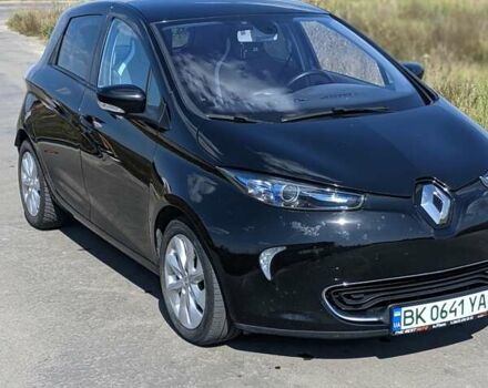 Черный Рено Зое, объемом двигателя 0 л и пробегом 138 тыс. км за 6600 $, фото 6 на Automoto.ua