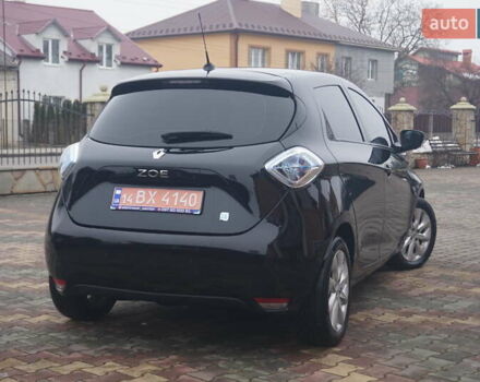 Черный Рено Зое, объемом двигателя 0 л и пробегом 156 тыс. км за 6555 $, фото 9 на Automoto.ua