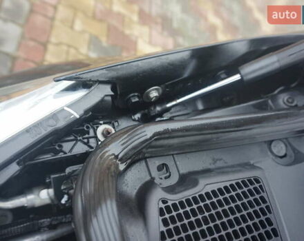 Черный Рено Зое, объемом двигателя 0 л и пробегом 156 тыс. км за 6555 $, фото 57 на Automoto.ua