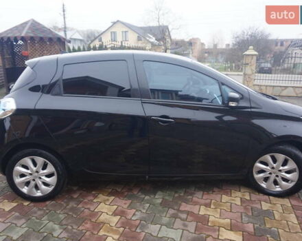 Черный Рено Зое, объемом двигателя 0 л и пробегом 156 тыс. км за 6555 $, фото 17 на Automoto.ua