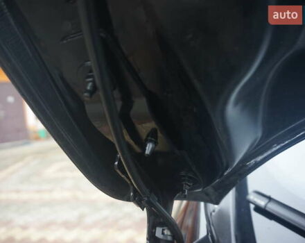 Черный Рено Зое, объемом двигателя 0 л и пробегом 156 тыс. км за 6555 $, фото 56 на Automoto.ua