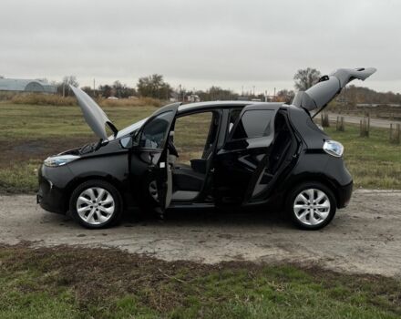 Черный Рено Зое, объемом двигателя 0 л и пробегом 140 тыс. км за 7700 $, фото 11 на Automoto.ua