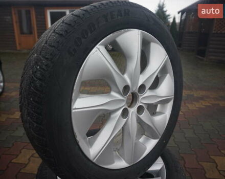 Черный Рено Зое, объемом двигателя 0 л и пробегом 101 тыс. км за 7222 $, фото 70 на Automoto.ua