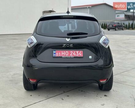 Черный Рено Зое, объемом двигателя 0 л и пробегом 103 тыс. км за 6199 $, фото 11 на Automoto.ua