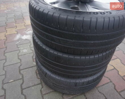 Черный Рено Зое, объемом двигателя 0 л и пробегом 178 тыс. км за 6444 $, фото 74 на Automoto.ua